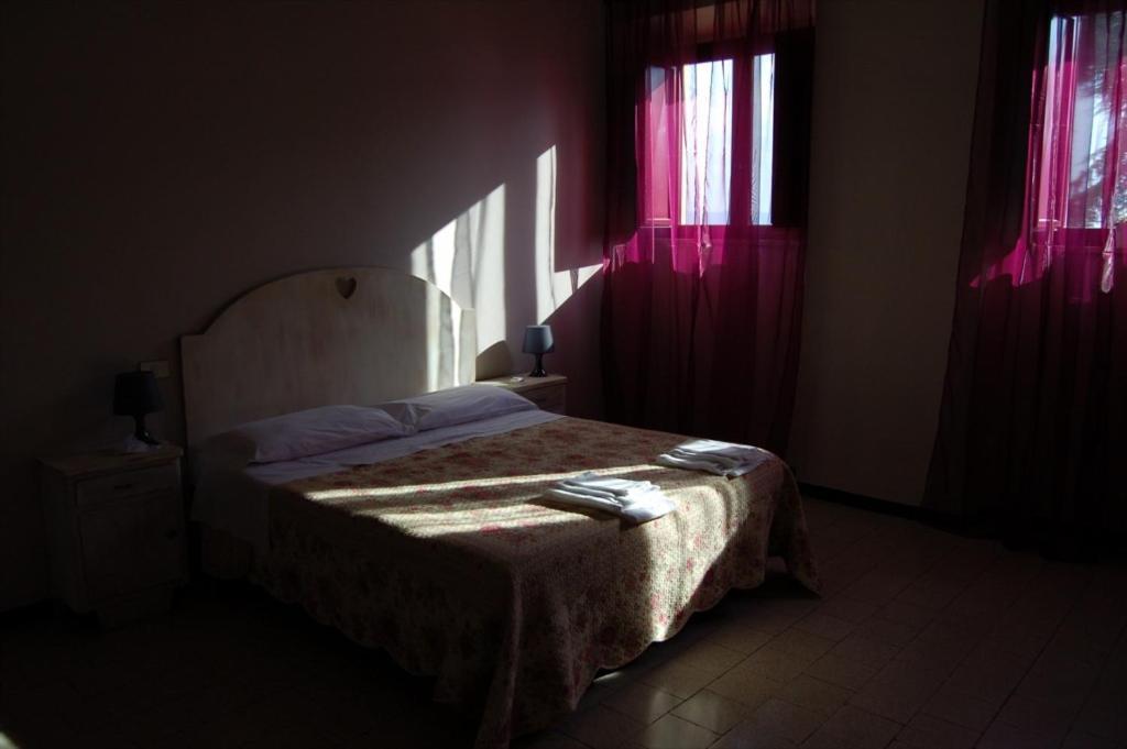Casa Betania Hotel Cortona Bilik gambar