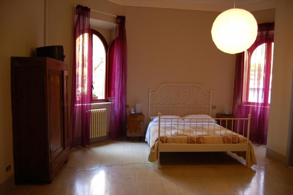 Casa Betania Hotel Cortona Bilik gambar