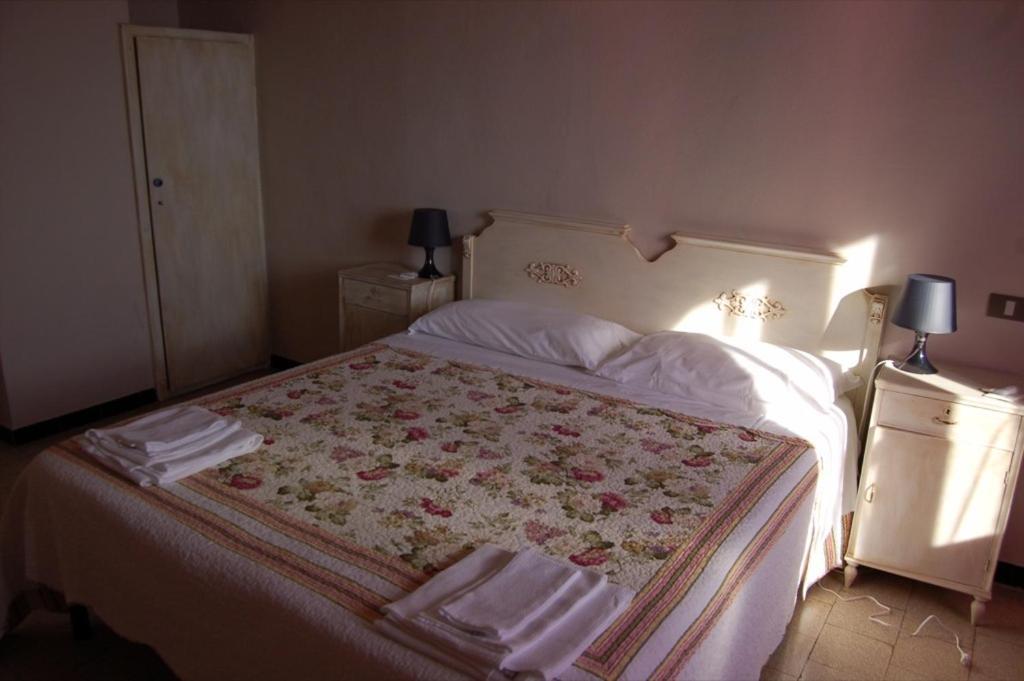 Casa Betania Hotel Cortona Bilik gambar